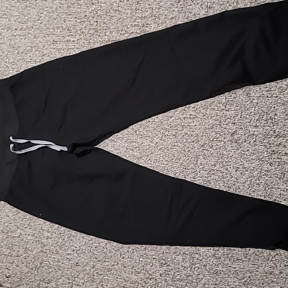 Figs black scrub bottoms